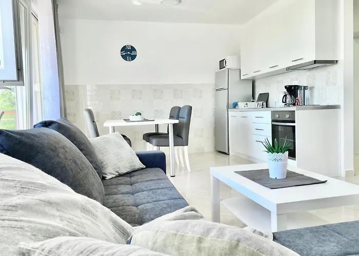 Stella Apartment